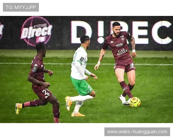 梅斯死磕保级，里昂连胜势头遇阻