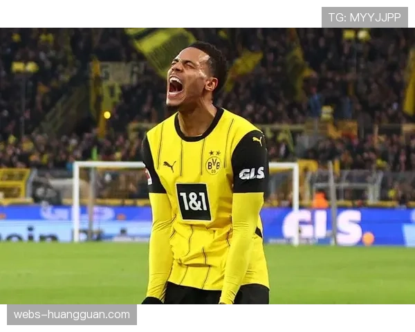 德甲青年联赛决赛落幕,多特蒙德U19点球战胜拜仁捧杯 德甲青年联赛决赛落幕,多特蒙德U19点球战胜拜仁捧杯